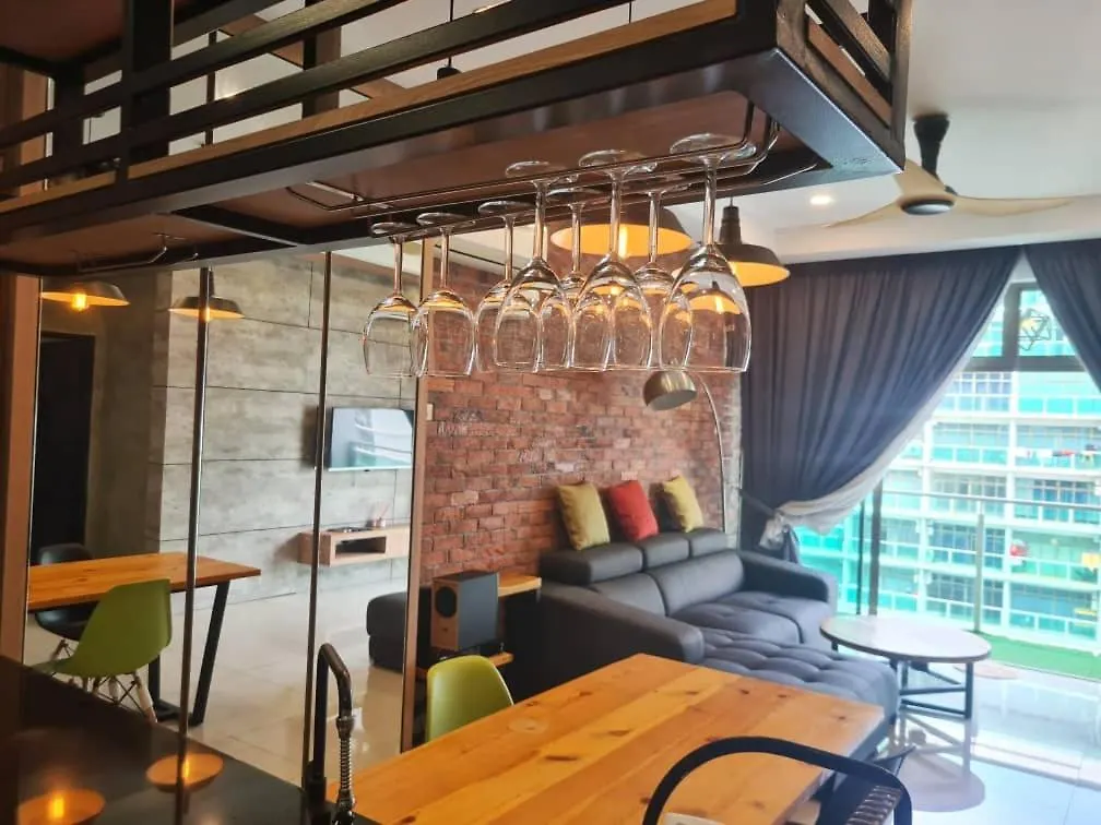 Palazio Mount Austin Modern Stylish 3 Bedrooms Balcony Pool View High Floor By Gdragon Homestay Johor Bahru 0*,  Malaysia