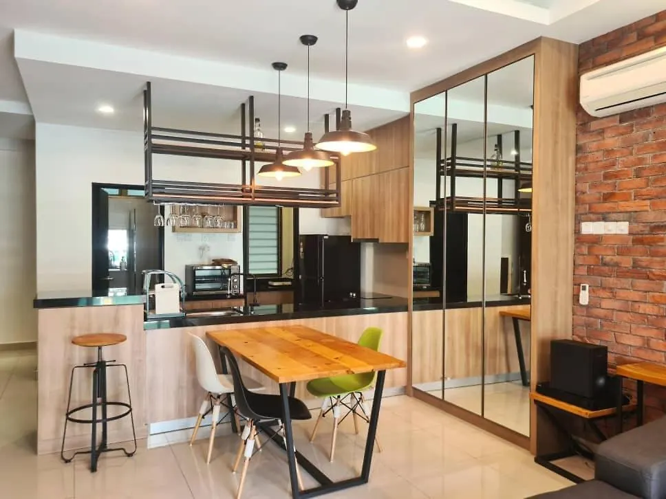Palazio Mount Austin Modern Stylish 3 Bedrooms Balcony Pool View High Floor By Gdragon Homestay Johor Bahru Lejlighed